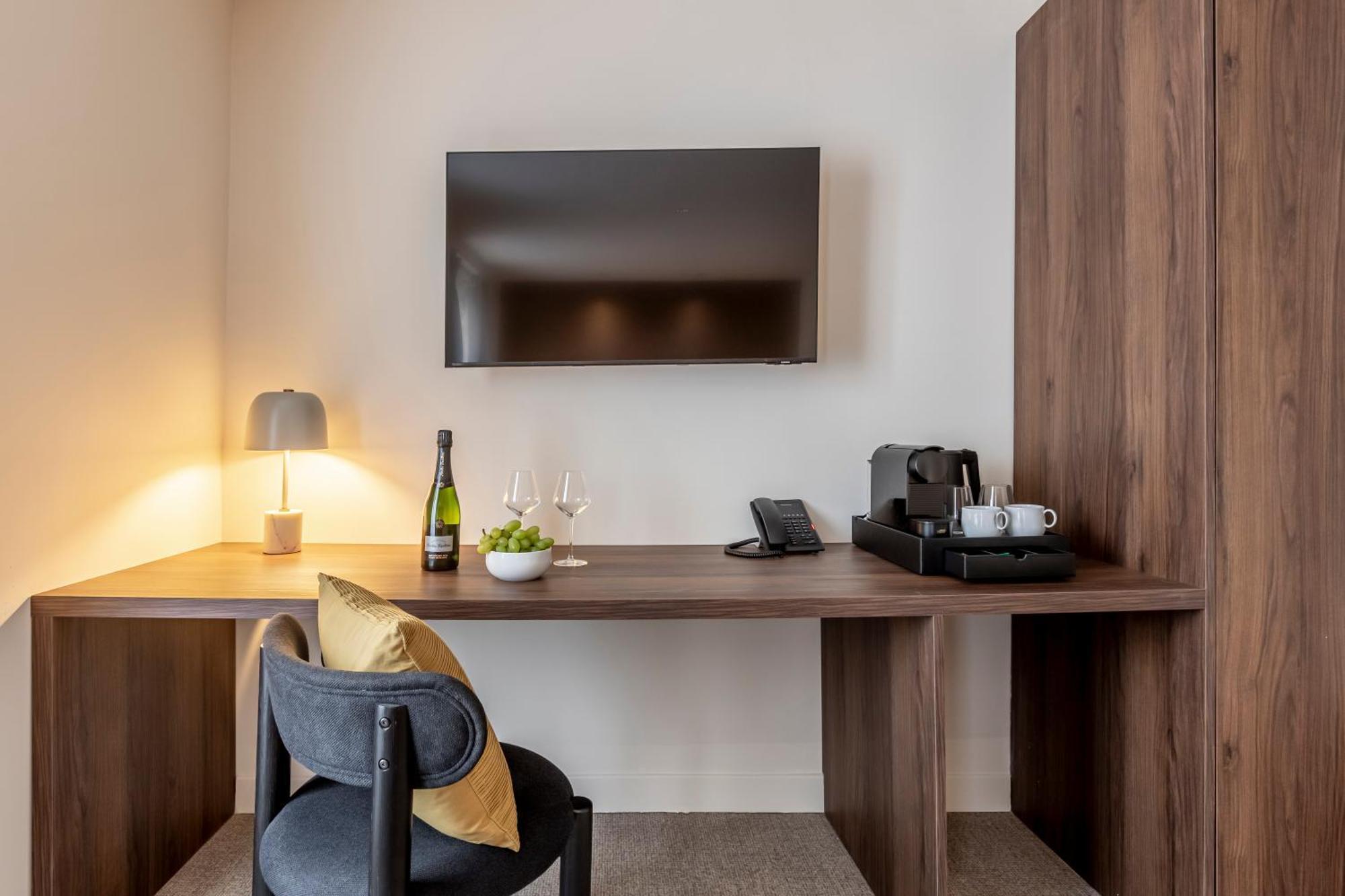 Le Monsieur By Sweett Hotel Paris Room photo